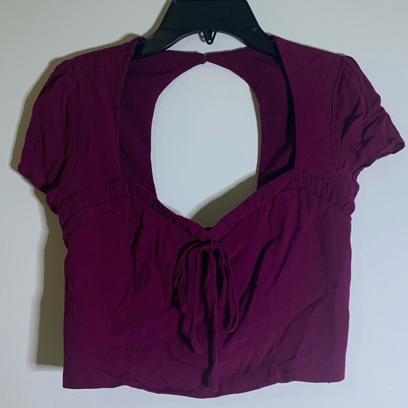 Small Forever 21 adorable purple blouse. - Picture 2 of 4